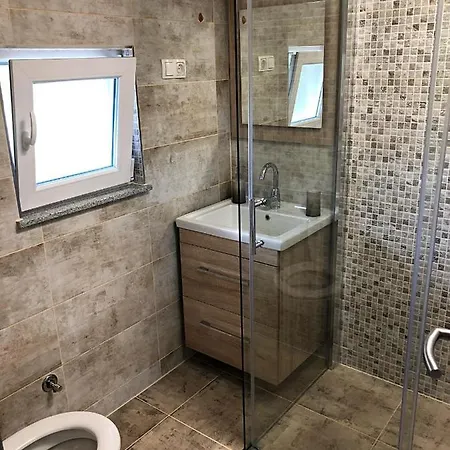 Firdaus-bihac, Dobrenica Bb * Bihać