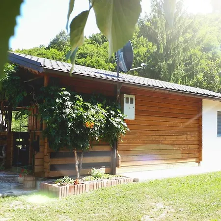 Holiday home Firdaus-bihac, Dobrenica Bb Bihac