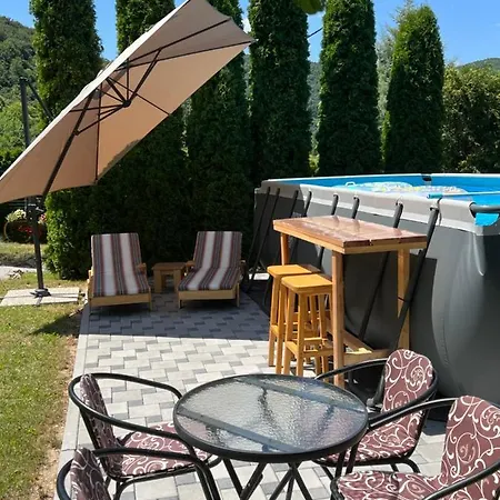 Firdaus-bihac, Dobrenica Bb Holiday home