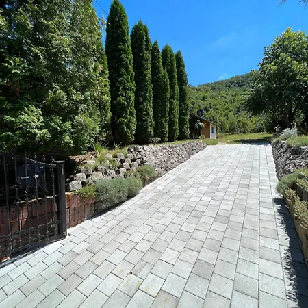 Feriehus Firdaus-bihac, Dobrenica Bb *